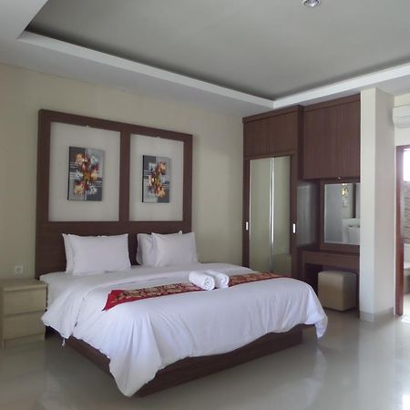Royal Majesty Villas Kuta Lombok Exterior foto